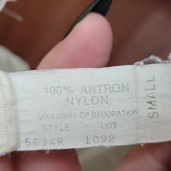 Miss Elaine S Cream Vintage Nightgown - Picture 4 of 5